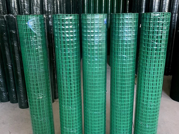 Immersion welded mesh